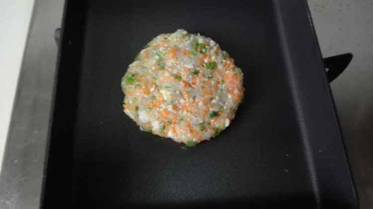 鲜虾肉排芝士汉堡
