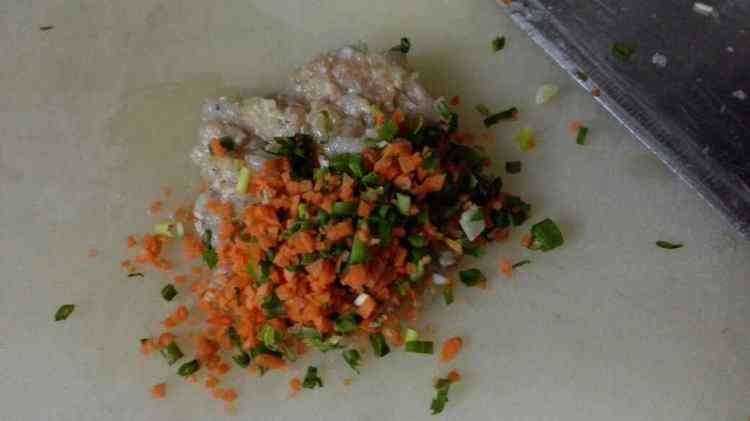 鲜虾肉排芝士汉堡