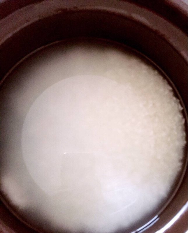 腊肠煲仔饭