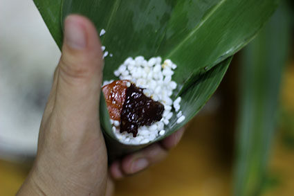 油煎蛋黄鲜肉粽