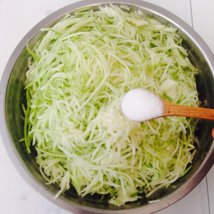 角瓜生煎包