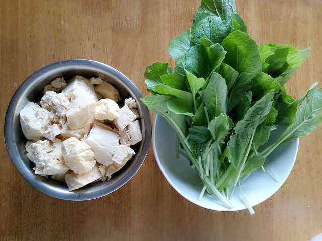 小白菜炖冻豆腐
