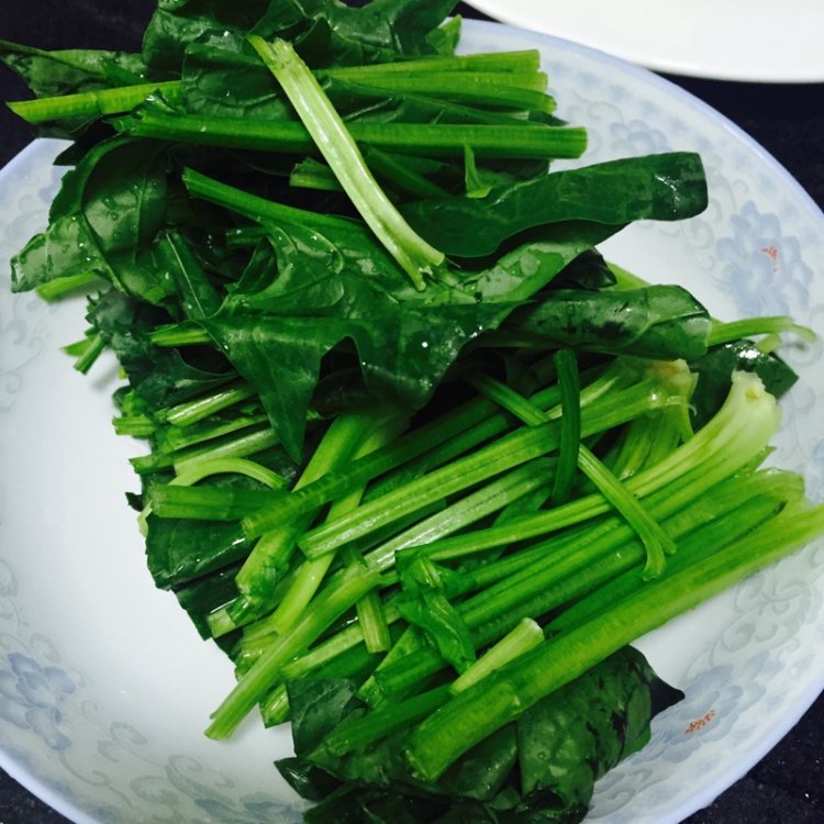 菠菜炖豆腐