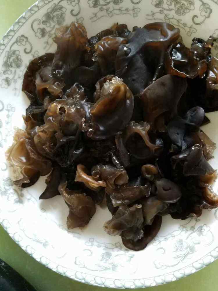 茄子拌木耳