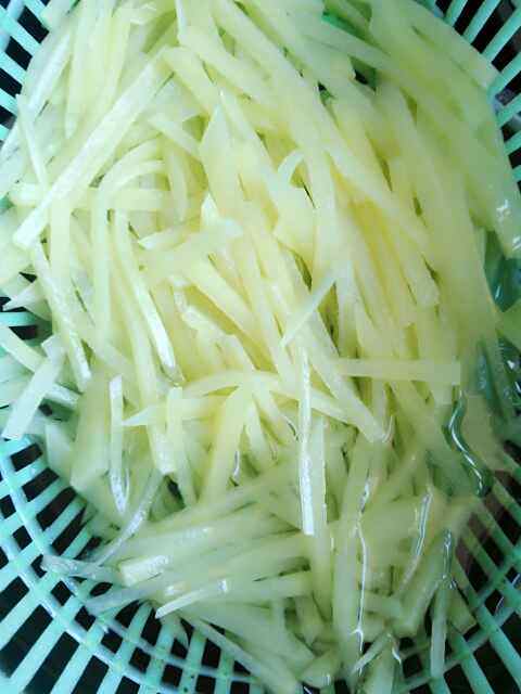 肉末土豆丝