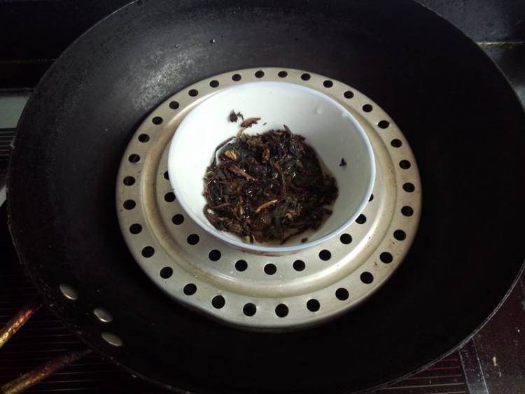 梅干菜炒河虾