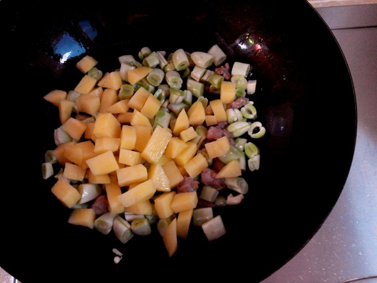 双豆鲍菇鸭丁