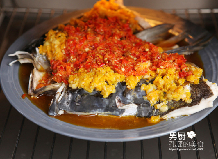 双色剁椒鱼头