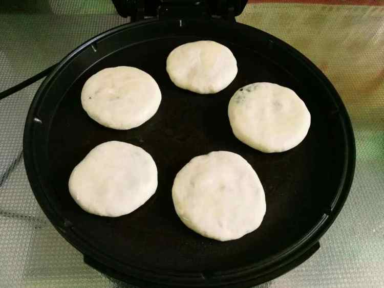 韭菜鸡蛋馅饼