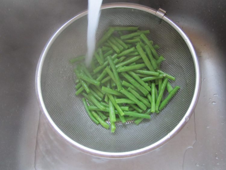 茶树菇炒豆角