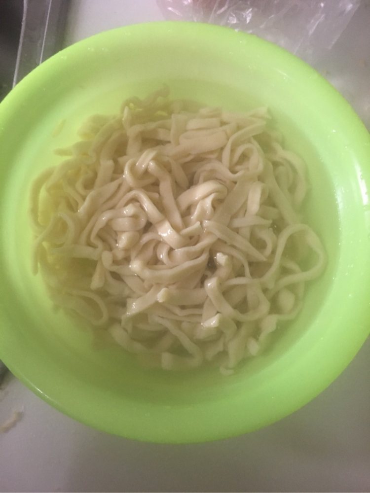 手擀面 西红柿鸡蛋打