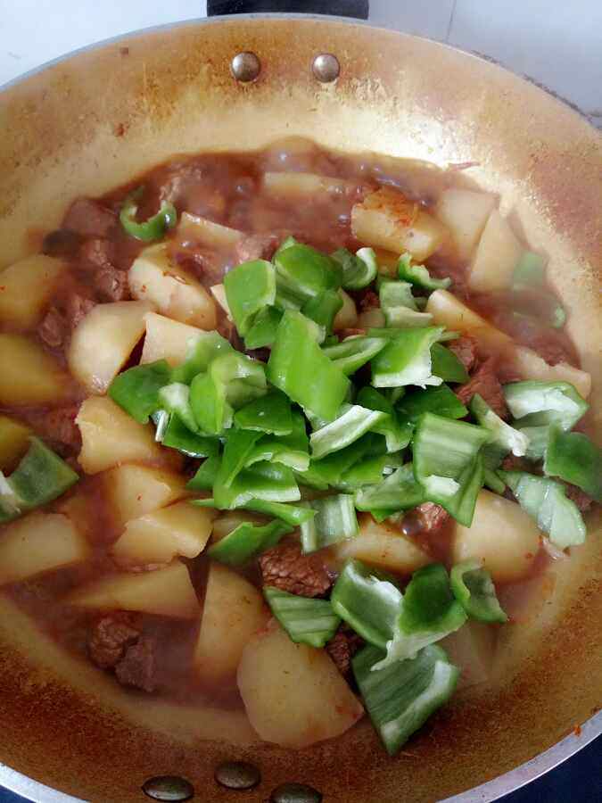 土豆炖肉