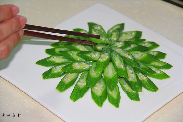 凉菜酱香秋葵