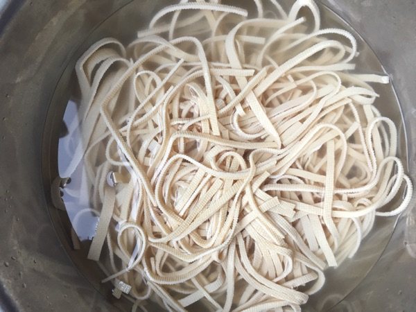长鱼煮干丝