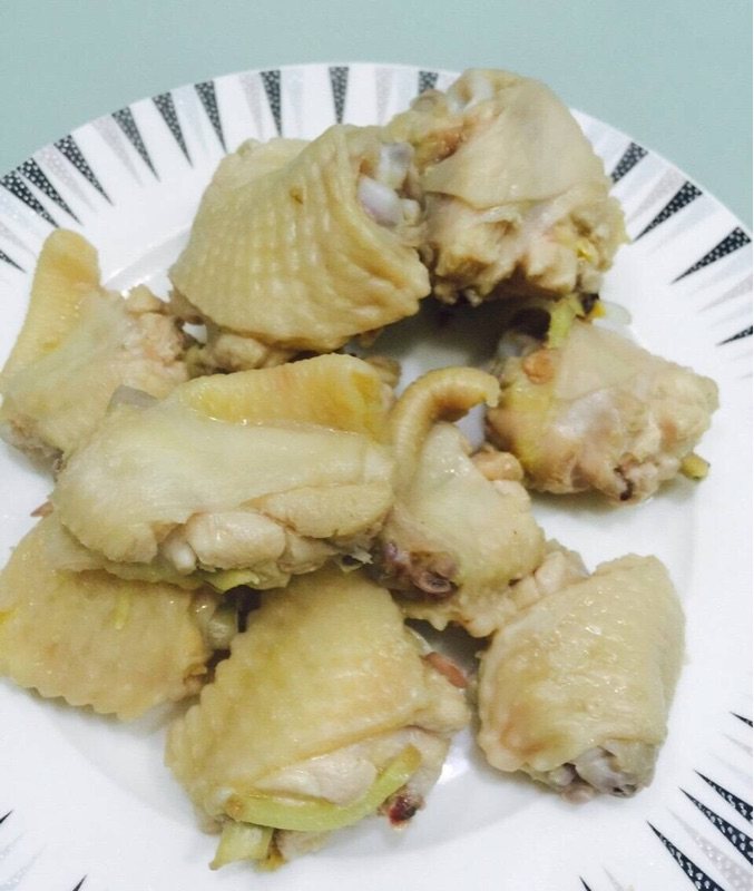 蒜苔土豆烧鸡翅