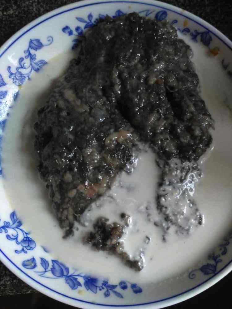 尼阿给❨咸鱿鱼蒸五花