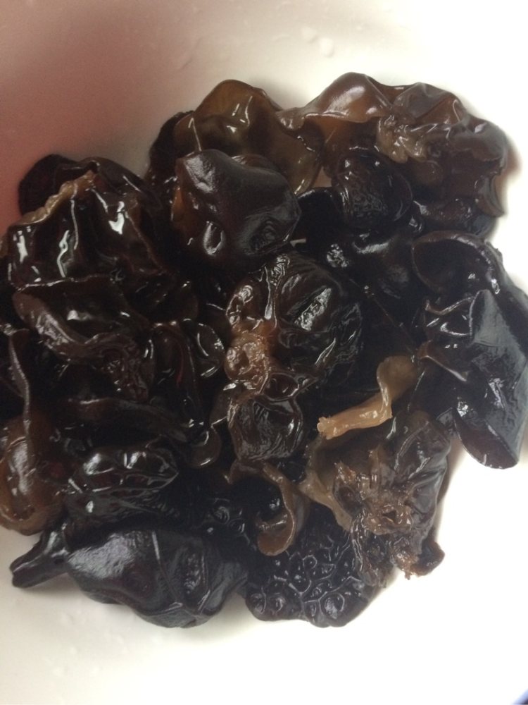 凉拌黑木耳