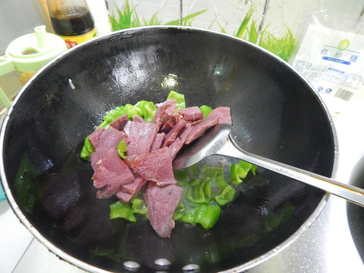 青椒炒酱牛肉