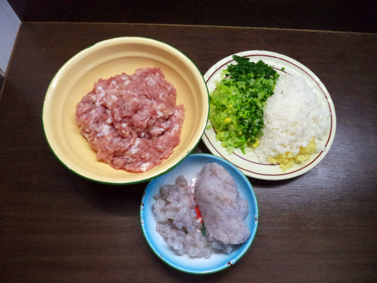 香芹鲜虾鲜肉饺