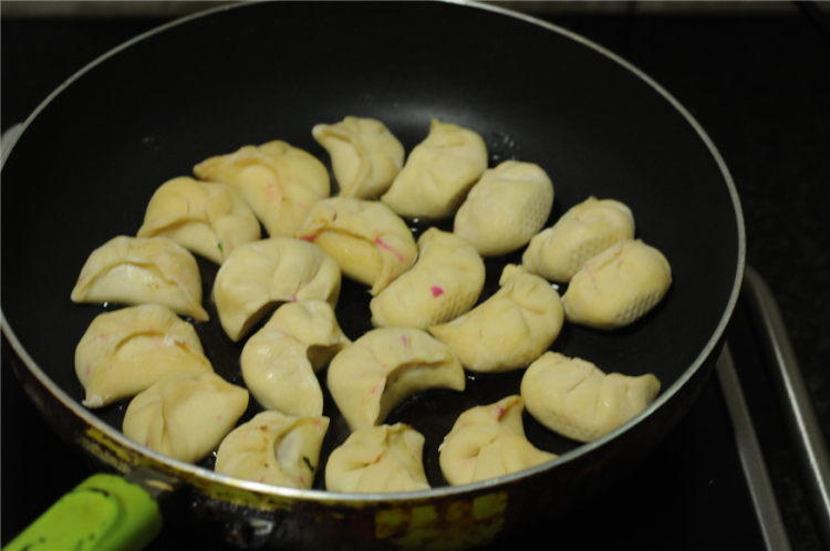 豆浆牛肉煎饺