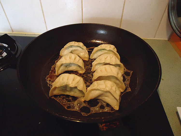 韭菜鱼滑豆腐馅饺子