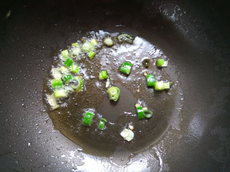 番茄鸡蛋炒泡面#小虾