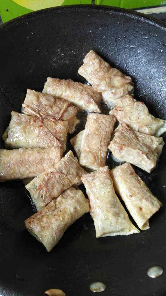 香酥腐衣肉卷