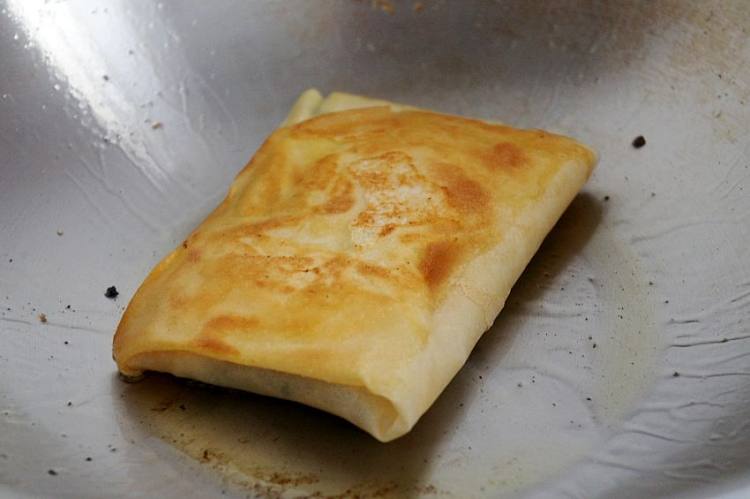 煎饼韭菜盒子