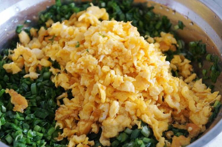 煎饼韭菜盒子