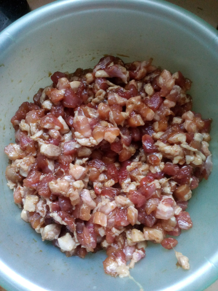 酱肉包子