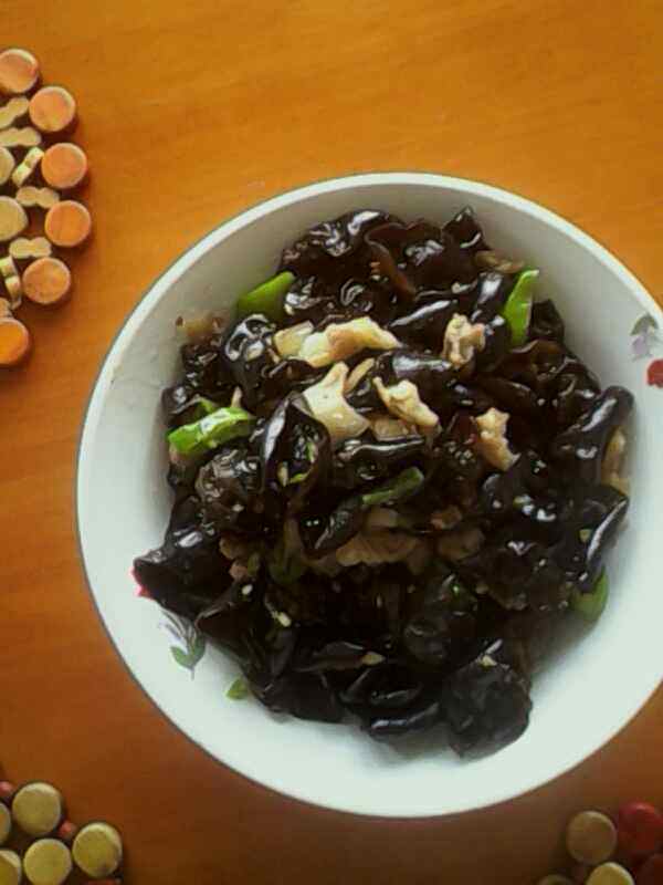 木耳炒肉