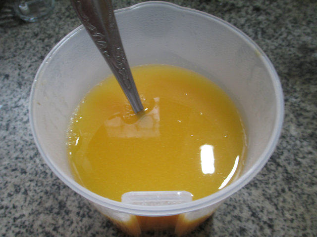 胡萝卜黏玉米汁