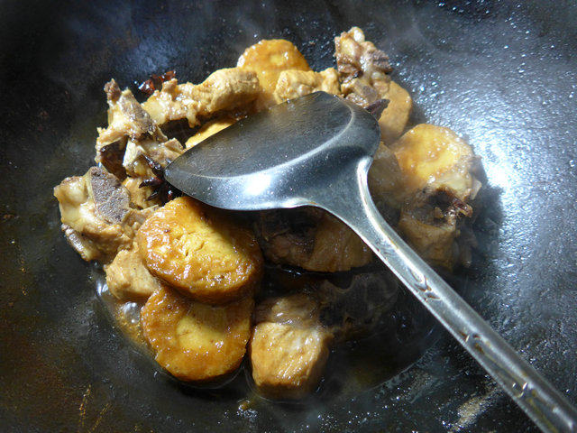 圆素鸡烧龙骨