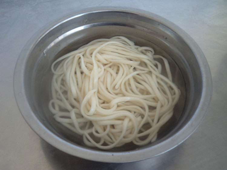 香干肉丁酱拌面