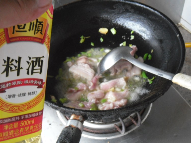 五花肉炖豆角