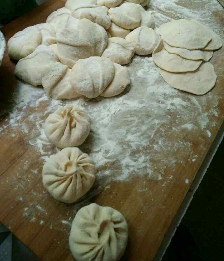 香菇韭菜猪肉包
