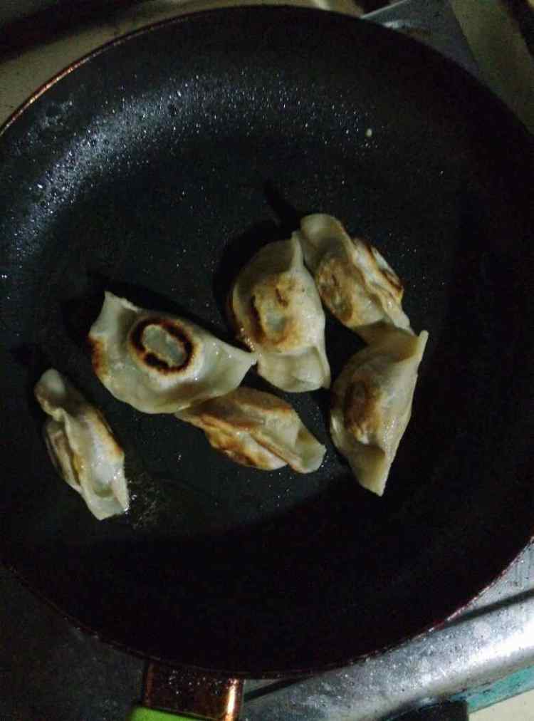 韭菜猪肉煎饺