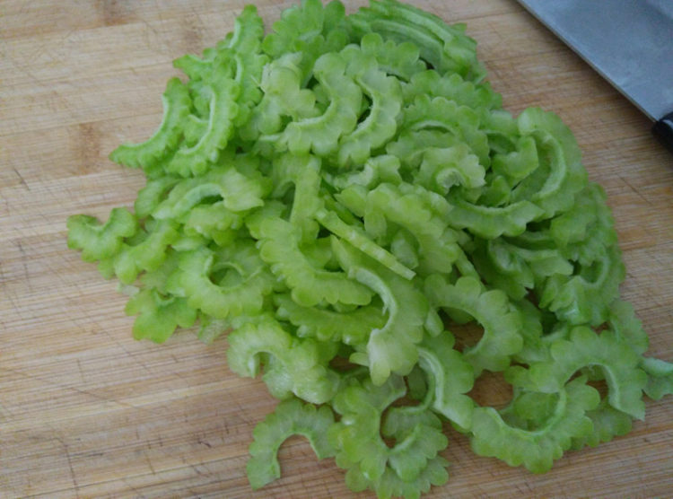 苦瓜炒肉