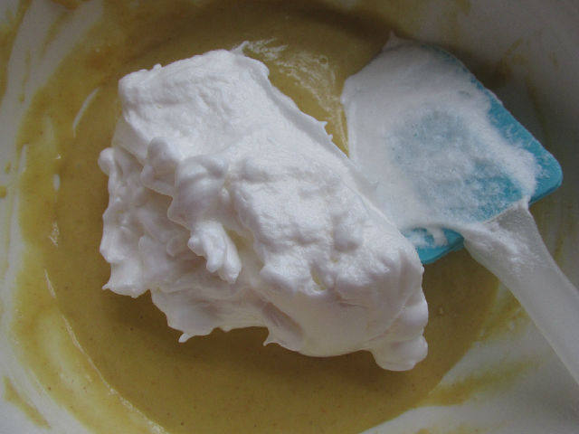 樱桃抹茶慕斯蛋糕