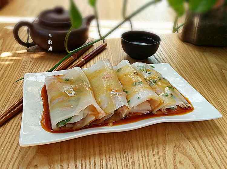 广式拉肉肠粉