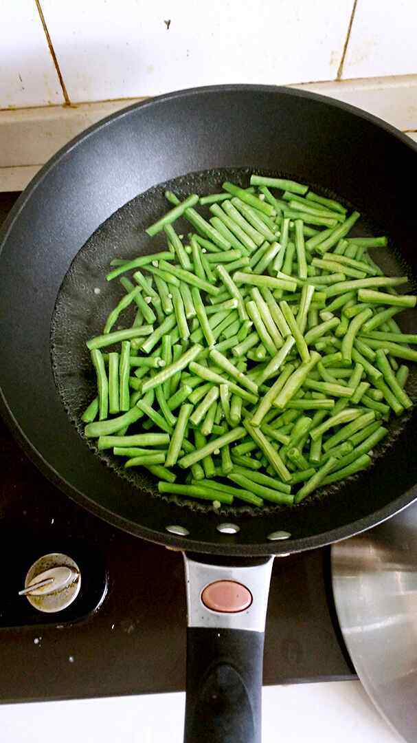 传统麻汁豆角