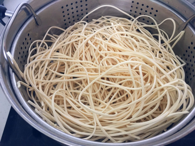 蒸面条