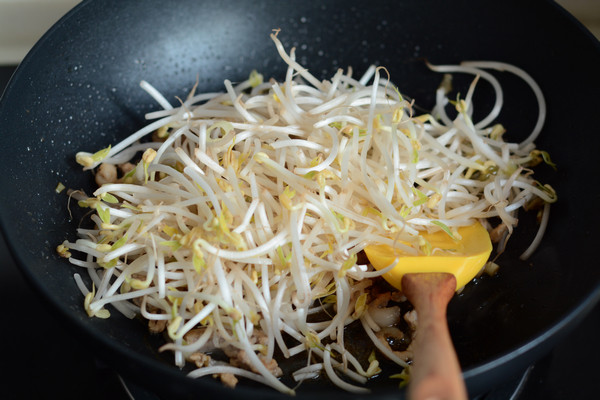 炒菠菜面