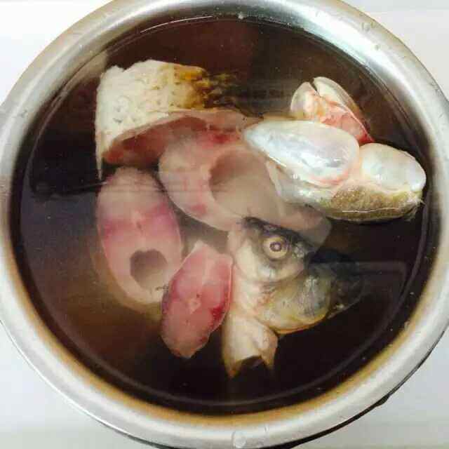 胡椒豆腐鲤鱼汤