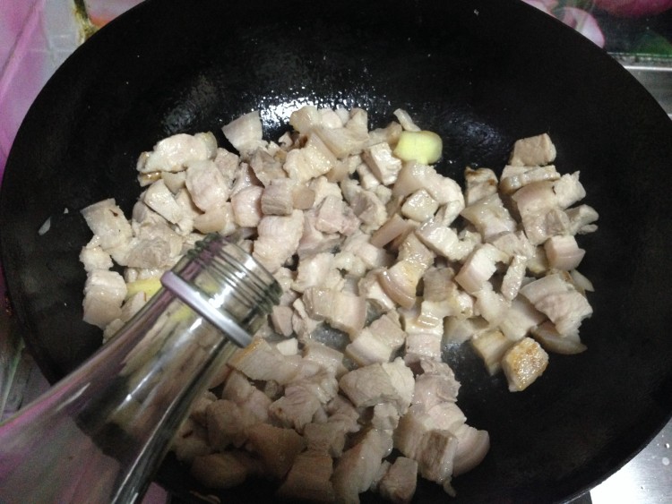 香菇卤肉饭