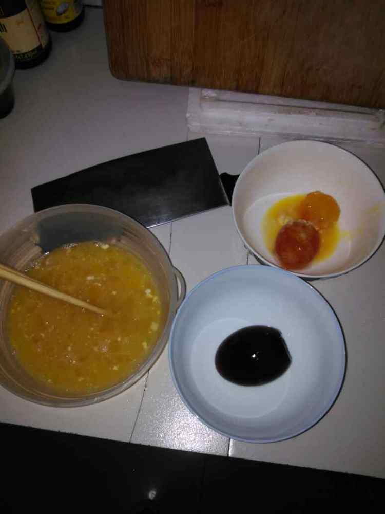 多彩蒸三蛋