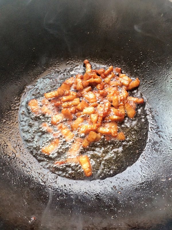 五花肉炖土豆焖饭