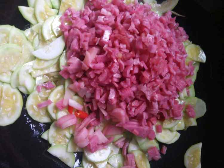 泡菜炒胡瓜