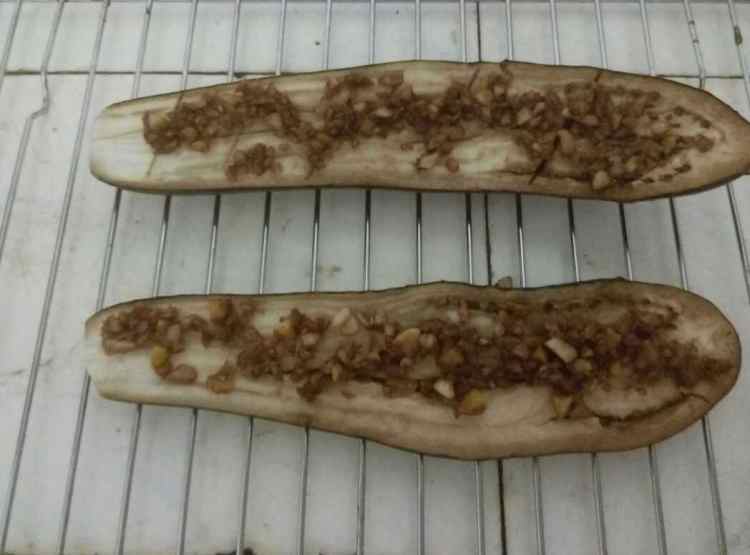 蒜末烤茄子