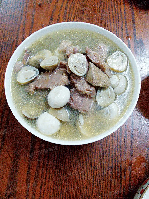 口蘑草菇猪肝肉片汤